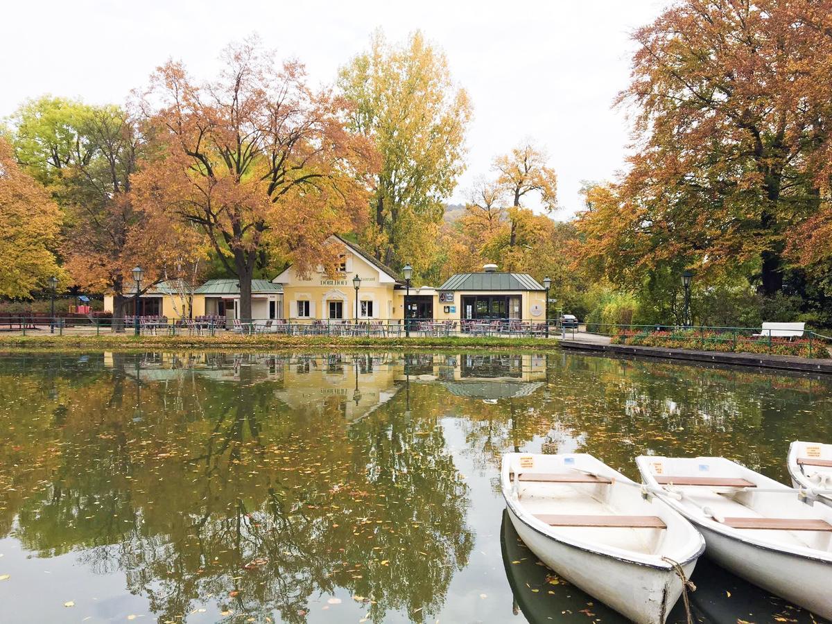 Helenental Pension & Apartments Baden Exteriör bild